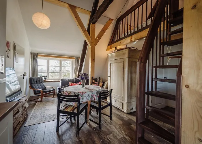 Haus Anna Elbe, Bauernhaus-ferienwohnungen An Der Elbe * Hamburg